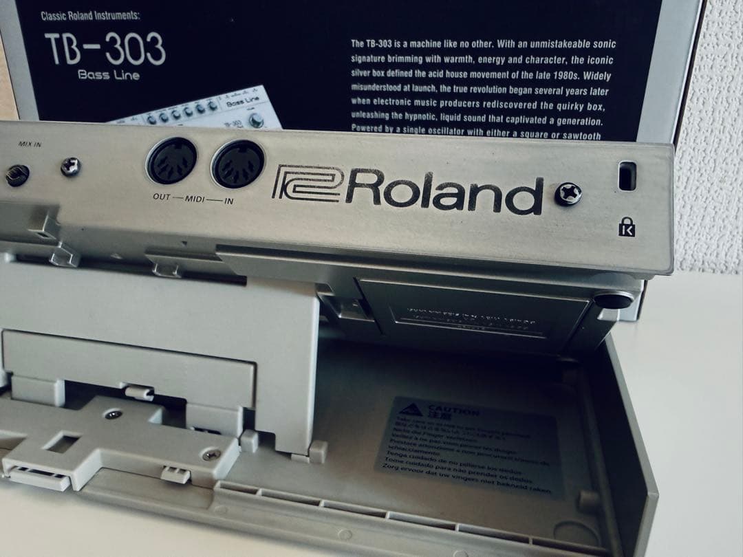 roland boutique TB-03 ベースライン　TB-303