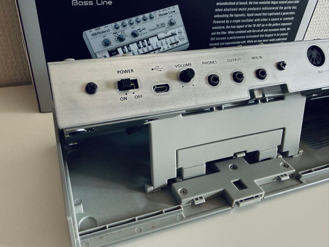 roland boutique TB-03 ベースライン　TB-303