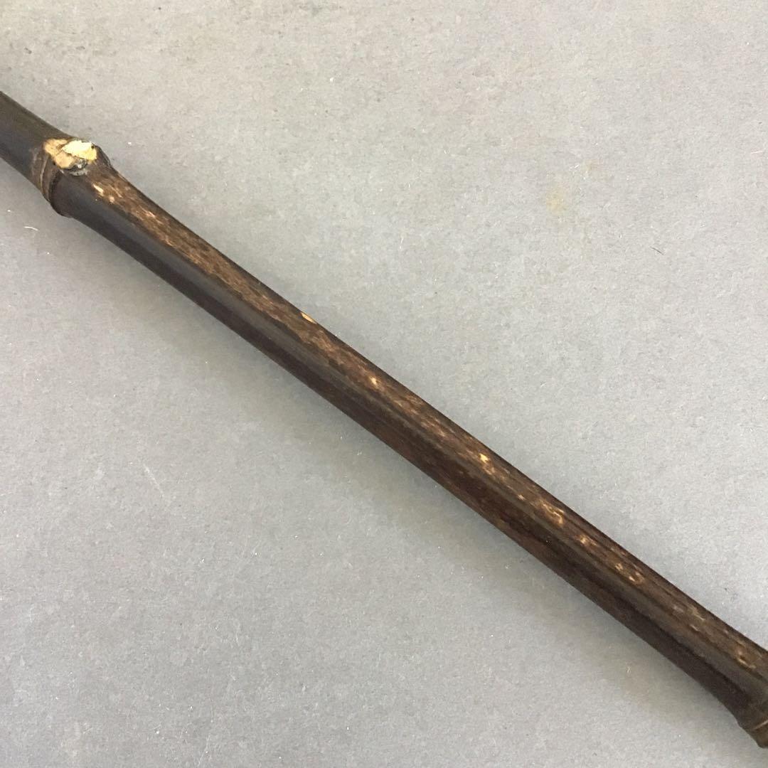 K茶道具　掛軸掛け　矢羽津(矢筈)　黒竹　2段組み　金具付　紙箱　S1049KK