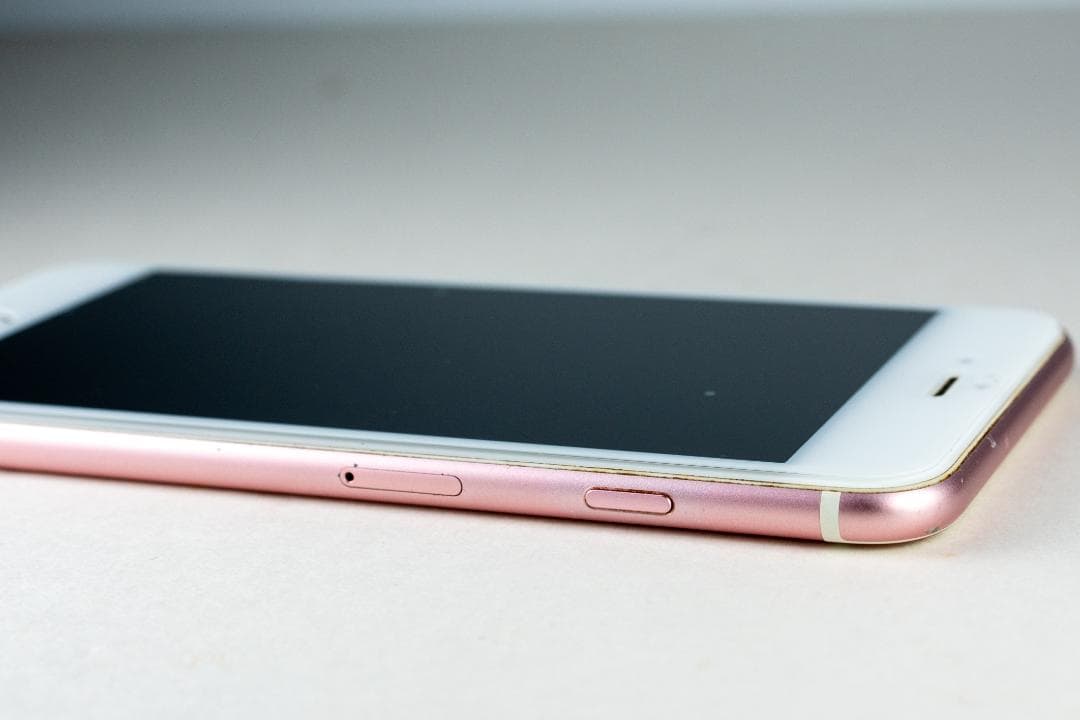 iPhone 6s Plus 64GB ピンクゴールド SIMロック解除済み