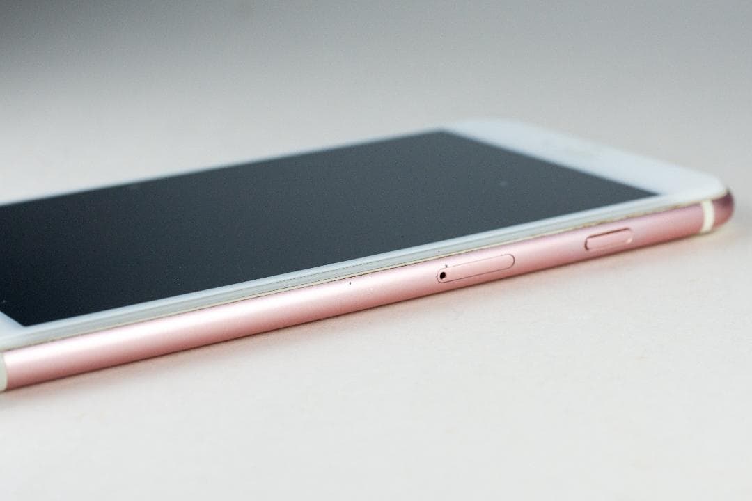 iPhone 6s Plus 64GB ピンクゴールド SIMロック解除済み