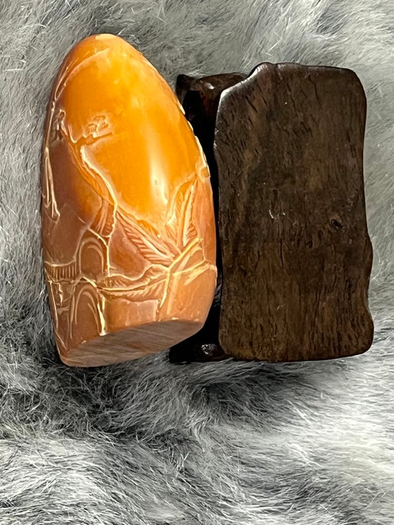 ⓶ 中国古玩 寿山石 寿山連江黄凍石 浮彫印材　中国　石　置物