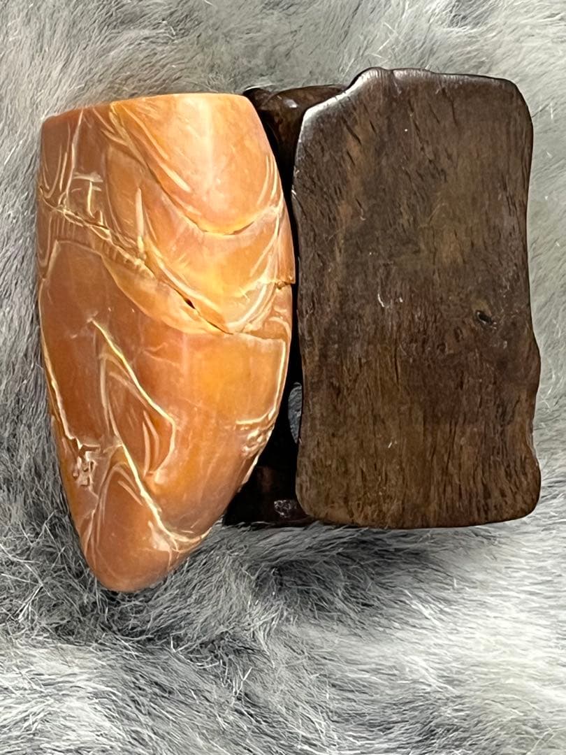 ⓶ 中国古玩 寿山石 寿山連江黄凍石 浮彫印材　中国　石　置物