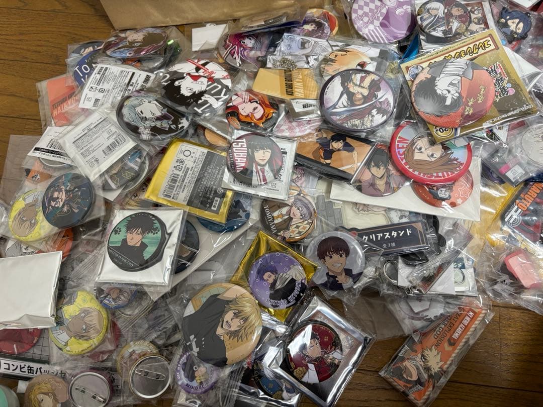 アニメグッズ　まとめ売り　200点以上　大量