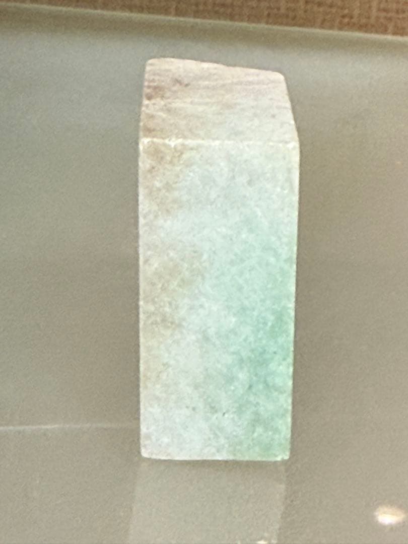 糸魚川翡翠 原石 62g ヒスイ輝石