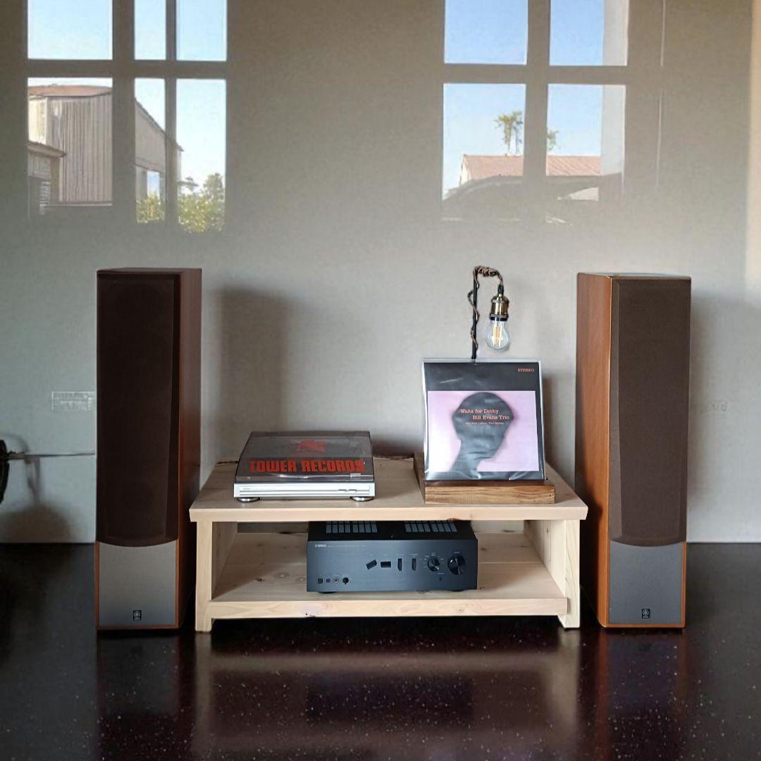 【照明付　杉無垢材のレコードスタンド】　アイアン　レコードラック　インテリア