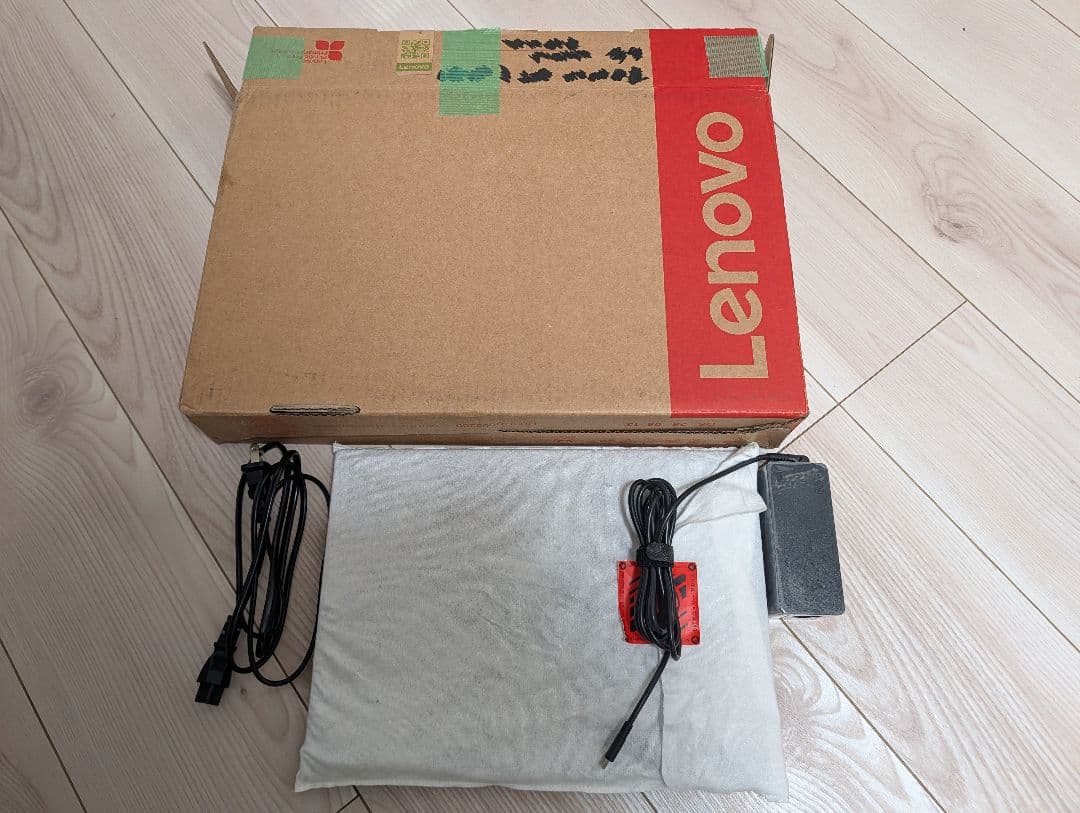 2025年Utral 5 ThinkPad T14S 32GB メモリ 1T
