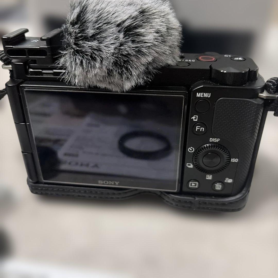 【美品】SONY ZV-E10 箱付き ミラーレス一眼 レンズセットカバー類付き