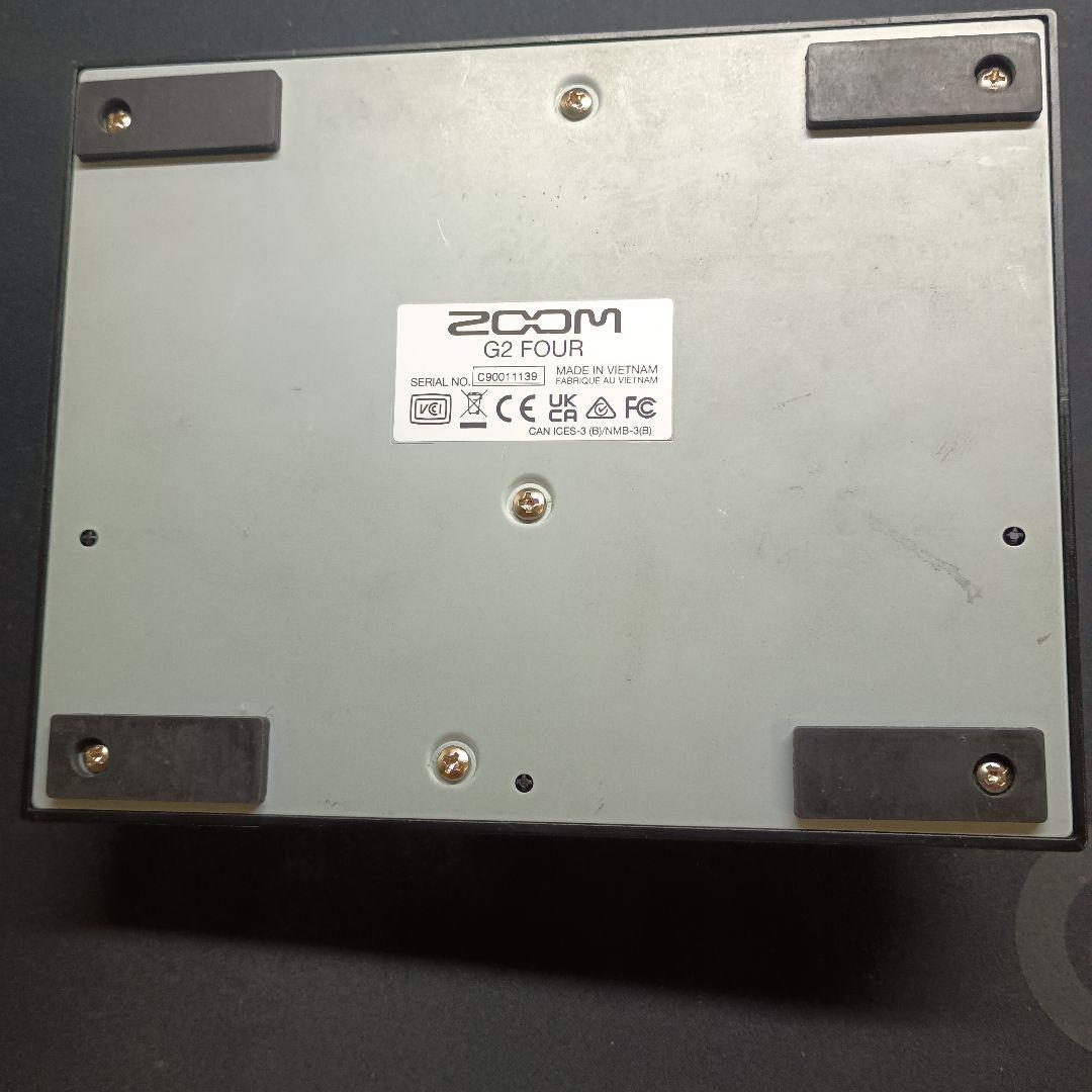 ZOOM G2 FOUR 箱付