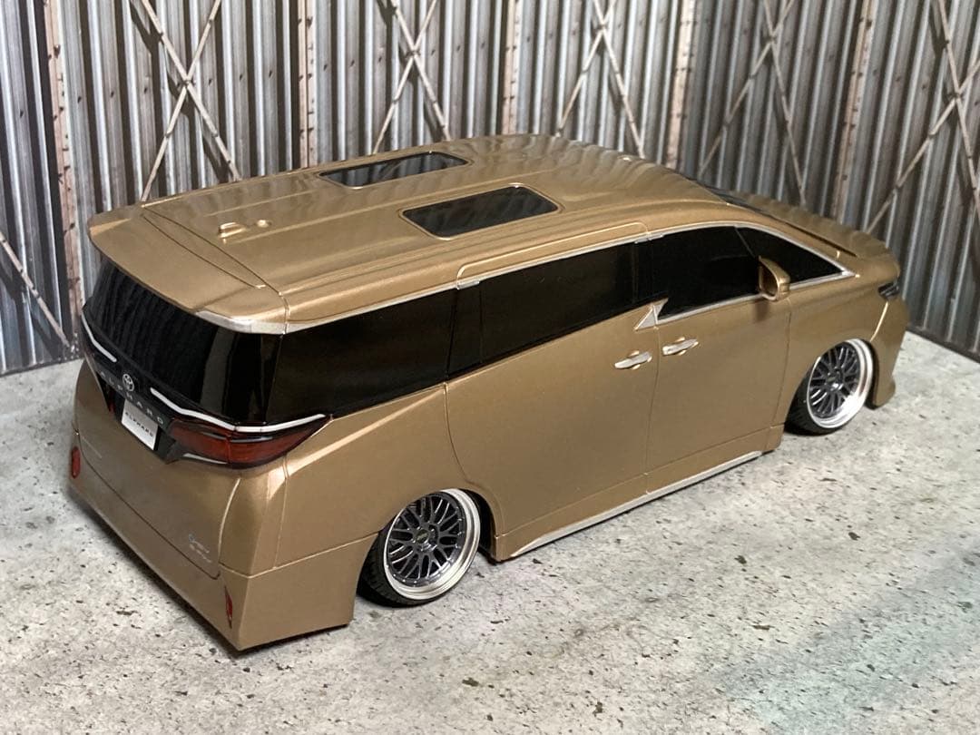 1/24新型アルファード・プレシャスレオブロンド（カスタム品）