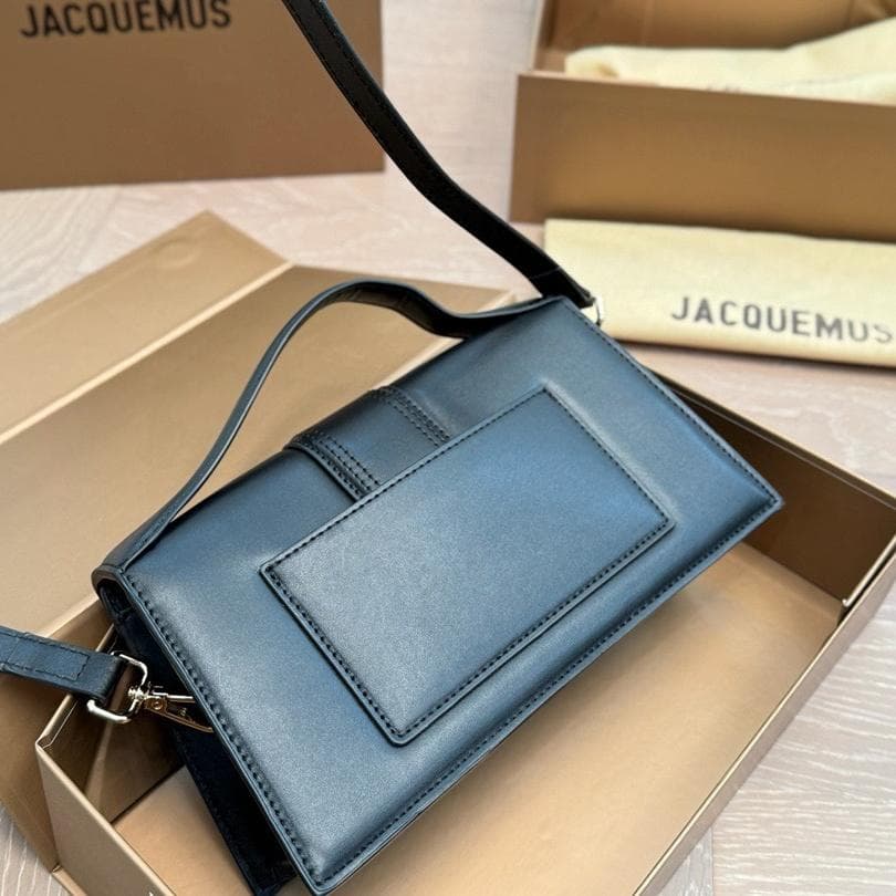JACQUEMUS ブラックレザー ショルダーバッグ