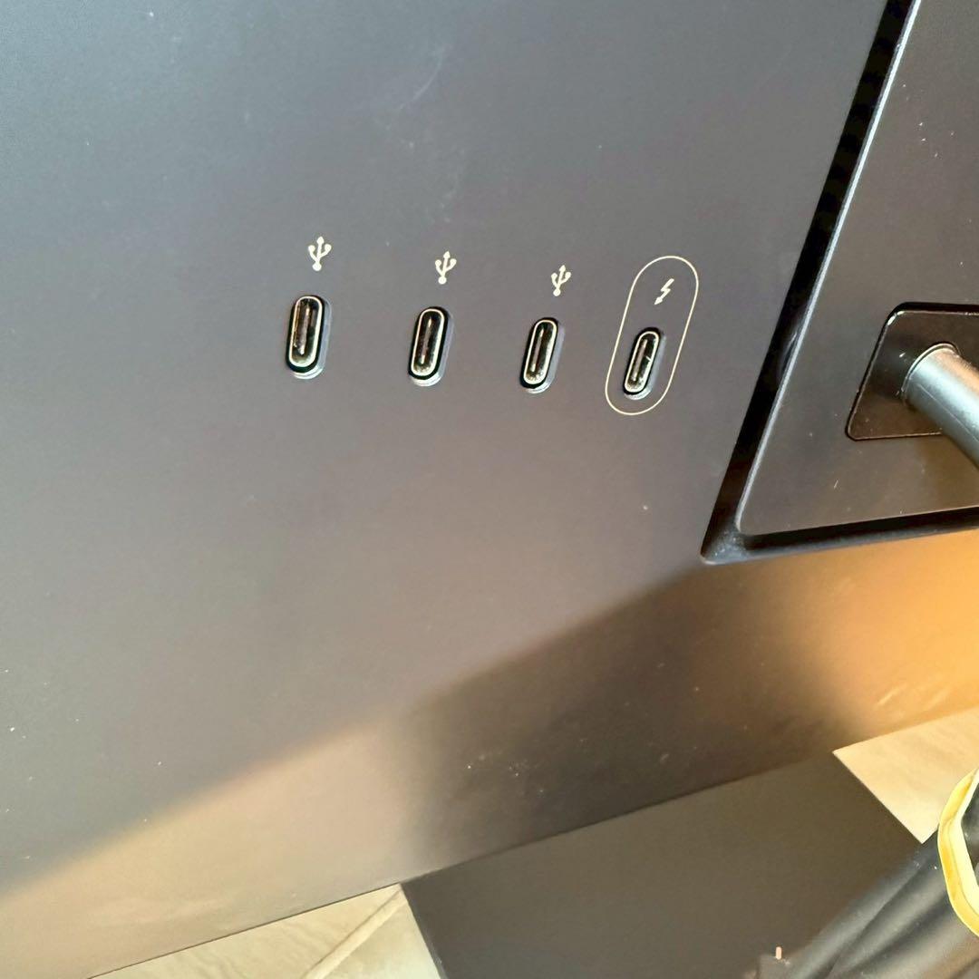 LG UltraFine 5Kモニター 27MD5KL 27インチ IPS