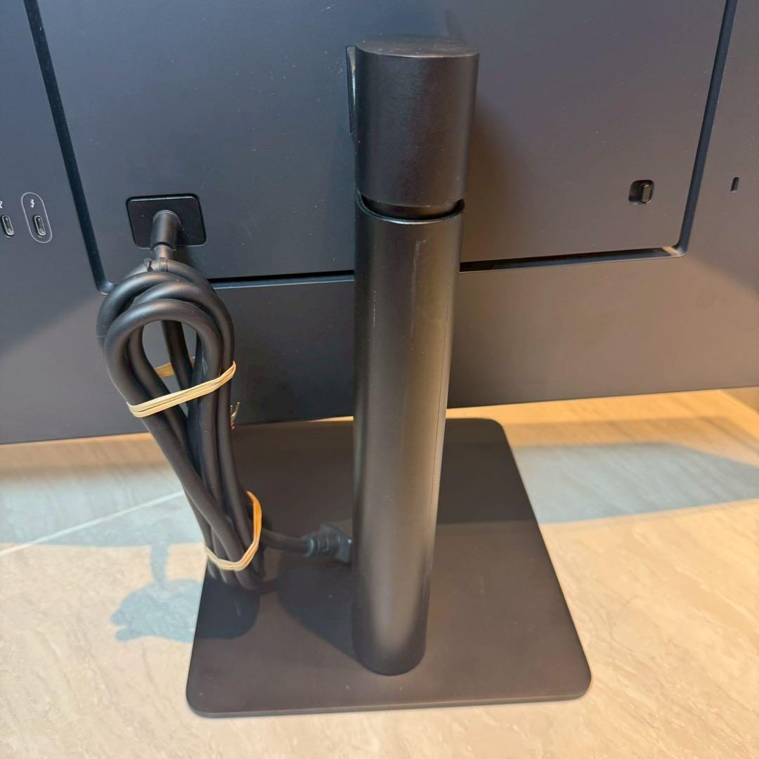 LG UltraFine 5Kモニター 27MD5KL 27インチ IPS