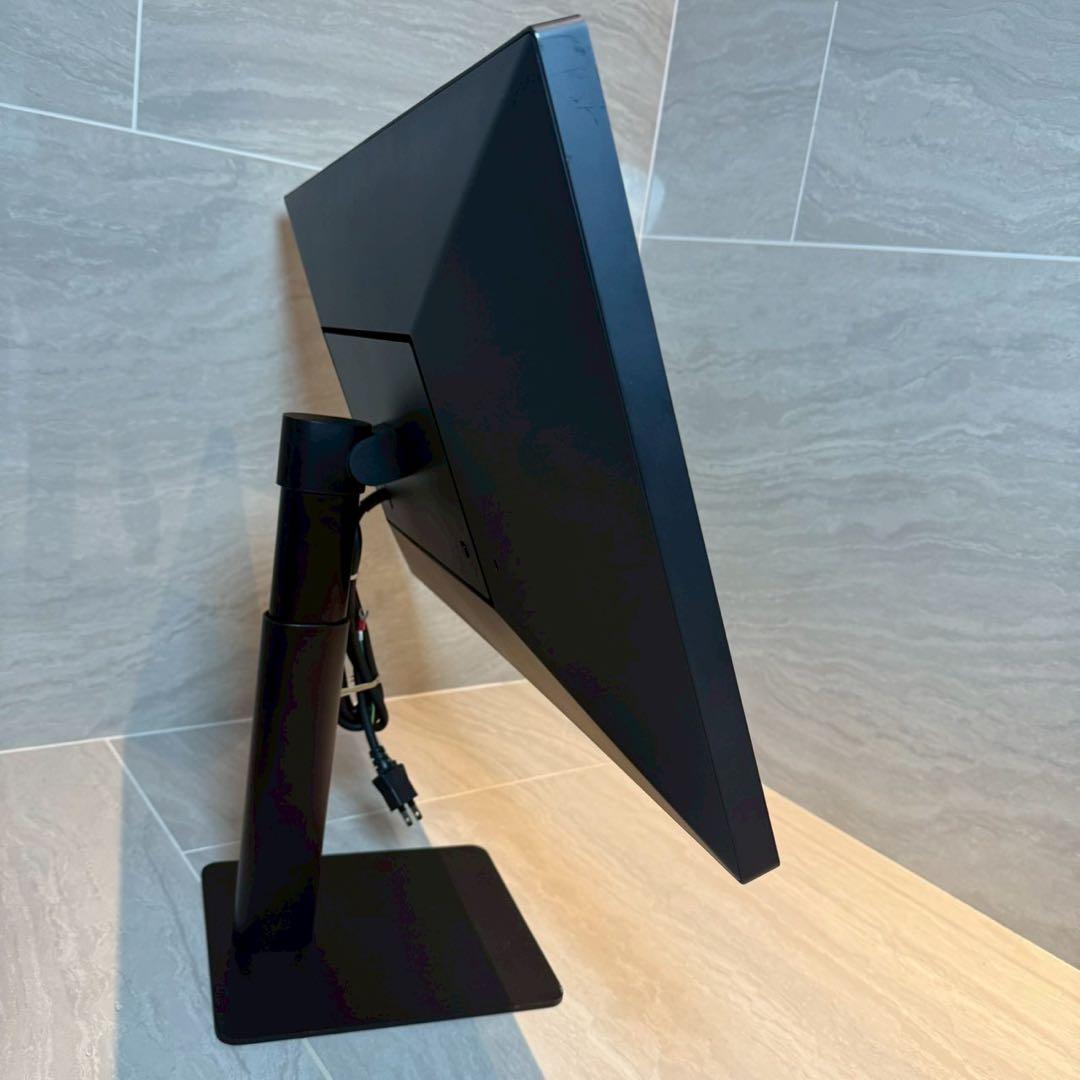 LG UltraFine 5Kモニター 27MD5KL 27インチ IPS