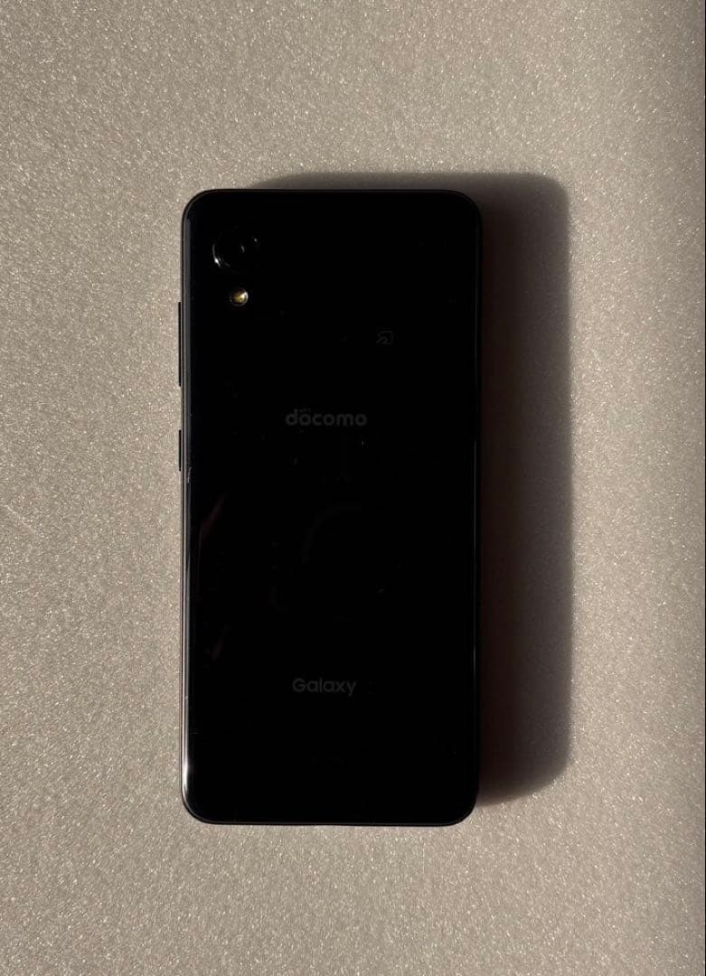 docomo Galaxy A22 5G ブラック 本体