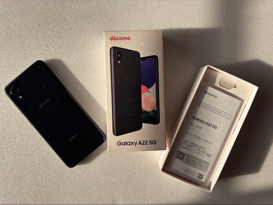 docomo Galaxy A22 5G ブラック 本体