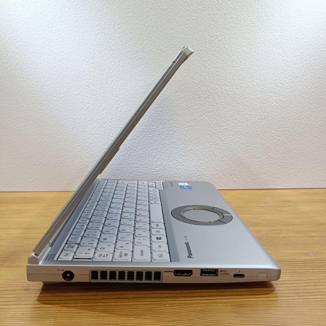 ノーPC 11世代 Corei5 SSD Windows11 メモリ16GB 銀