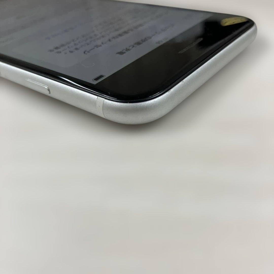 Apple iPhone SE2（第2世代）　128GB SIMフリー