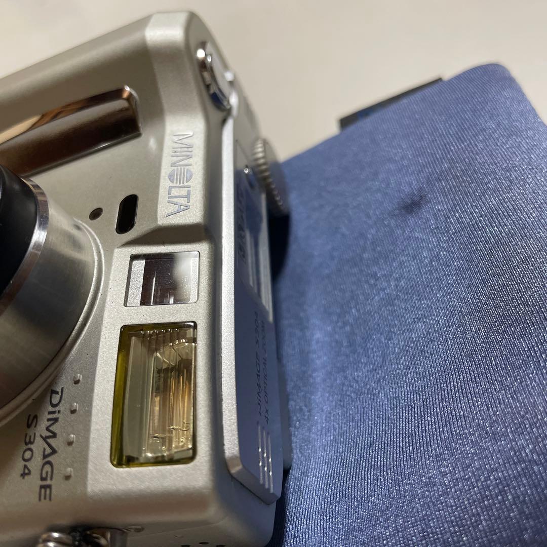 MINOLTA DIMAGE S304 コンパクトデジタルカメラ　(レア物)