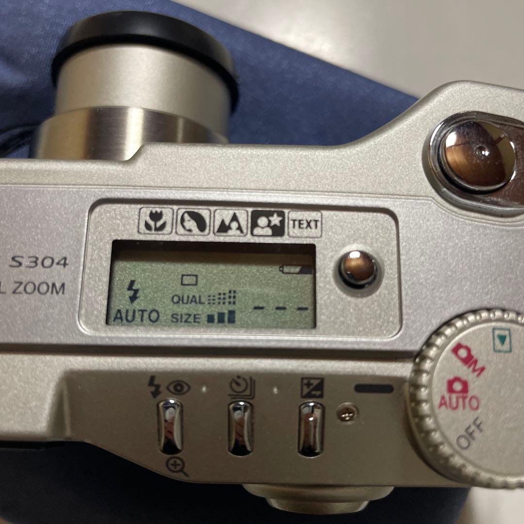 MINOLTA DIMAGE S304 コンパクトデジタルカメラ　(レア物)