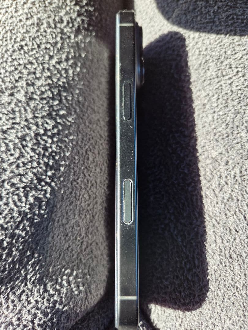 【sss】iPhone 16 Pro 256GB 【12/8まで】