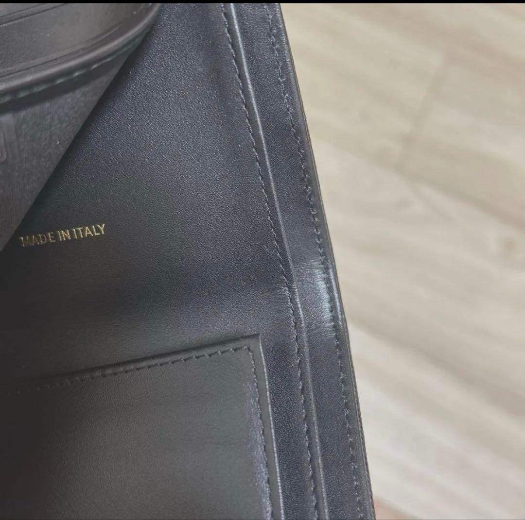 週末価格‼️ブラックレザー三つ折り財布ノベルティ