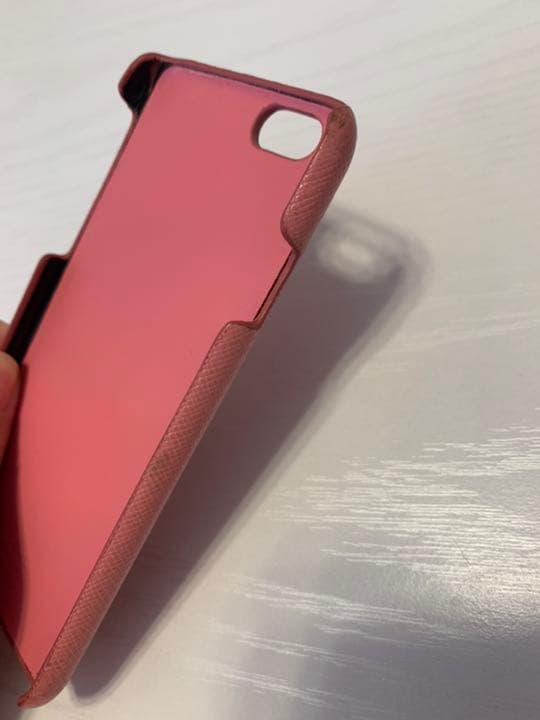 PRADA iPhoneケース