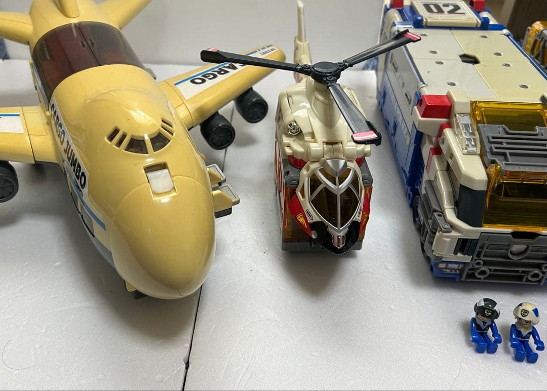 トミカ　6体セット　レスキュー　ポリス