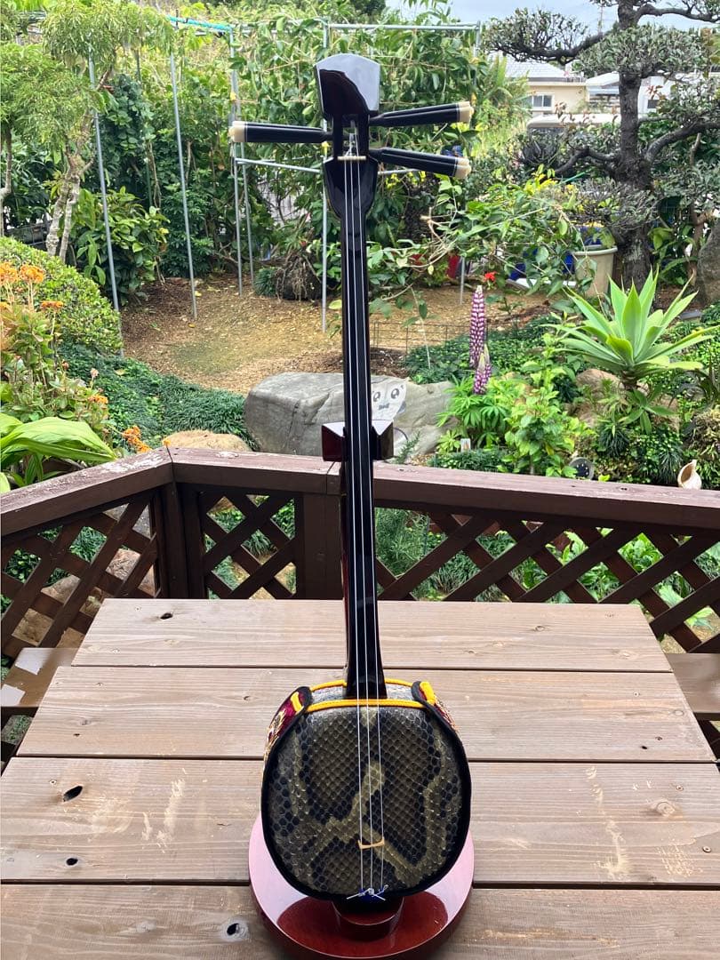 沖縄三線コウタ上質黒檀南風原型本皮一枚張りスンチ塗り期間限定出品