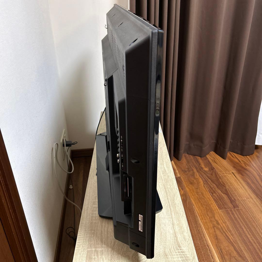 SHARP AQUOS 40型液晶テレビ