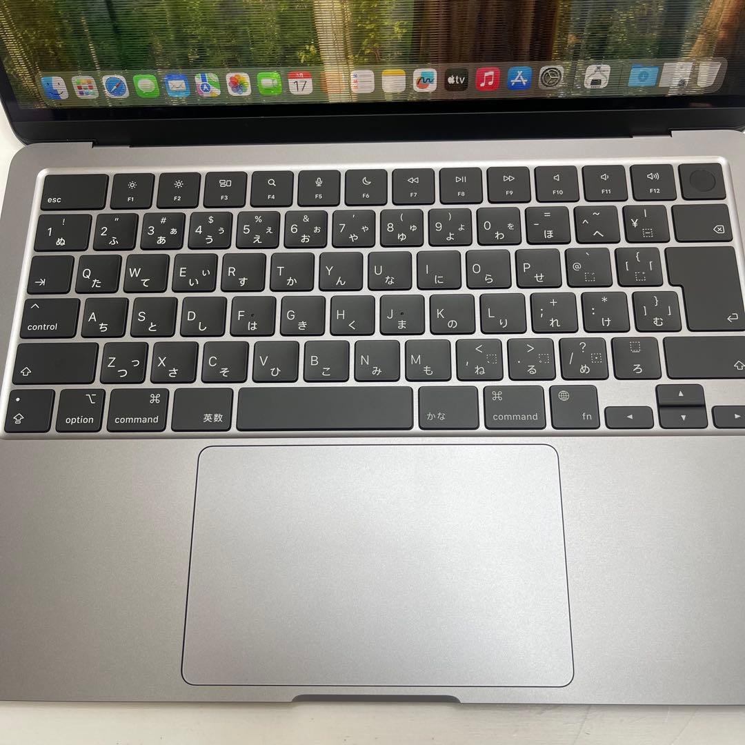 Macbook Air 2022 M2 8GB SSD256GB 13.6インチ