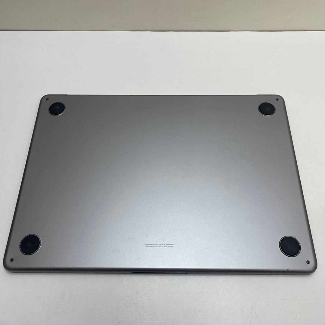 Macbook Air 2022 M2 8GB SSD256GB 13.6インチ