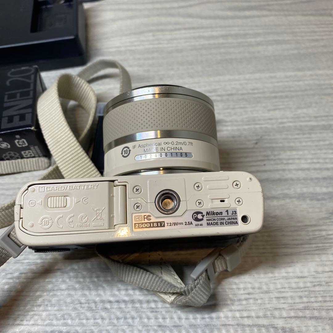 【ジャンク品】Nikon 1 J3Zoom Lens Kit ミラーレス一眼