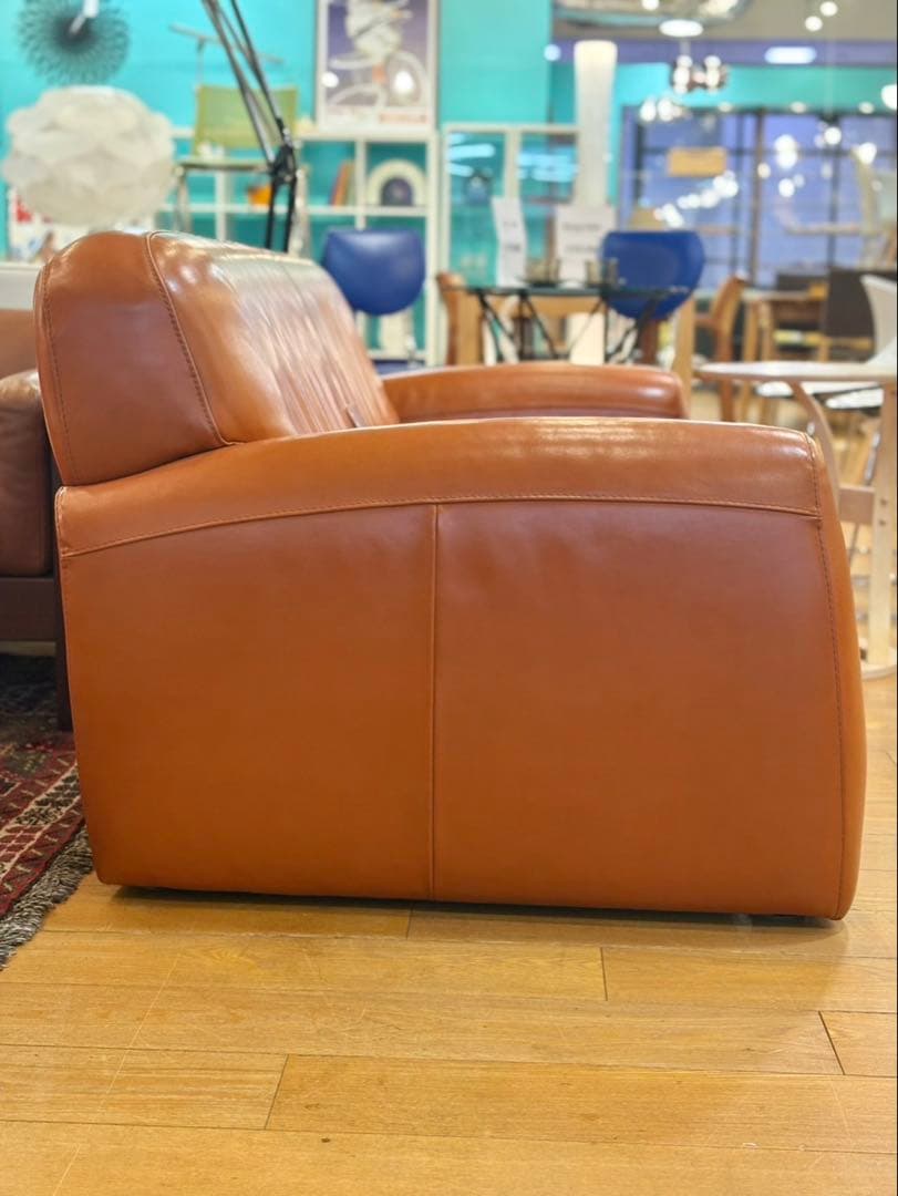 レザーソファ 2人掛け　本革　インカント　イタリア　家具