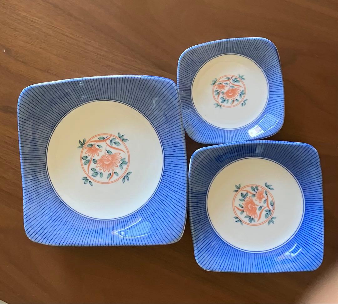 新品未使用品たち吉皿　3点セット皿　大皿中皿小皿