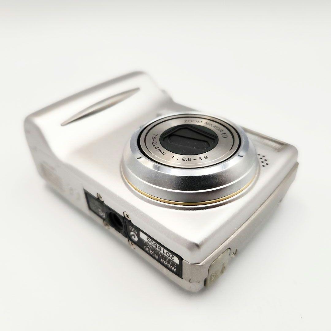Nikon COOLPIX 5200 コンパクトデジタルカメラ 撮影写真あり