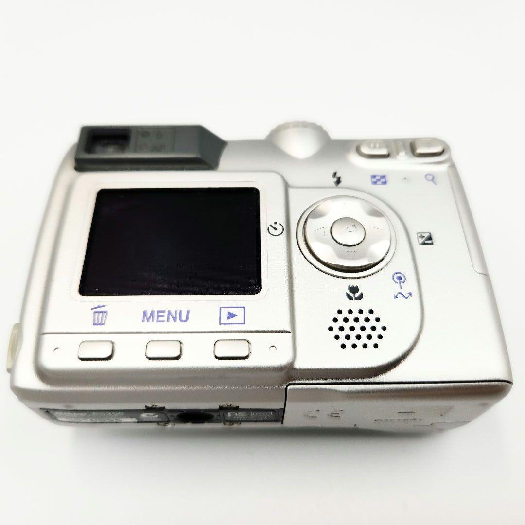 Nikon COOLPIX 5200 コンパクトデジタルカメラ 撮影写真あり