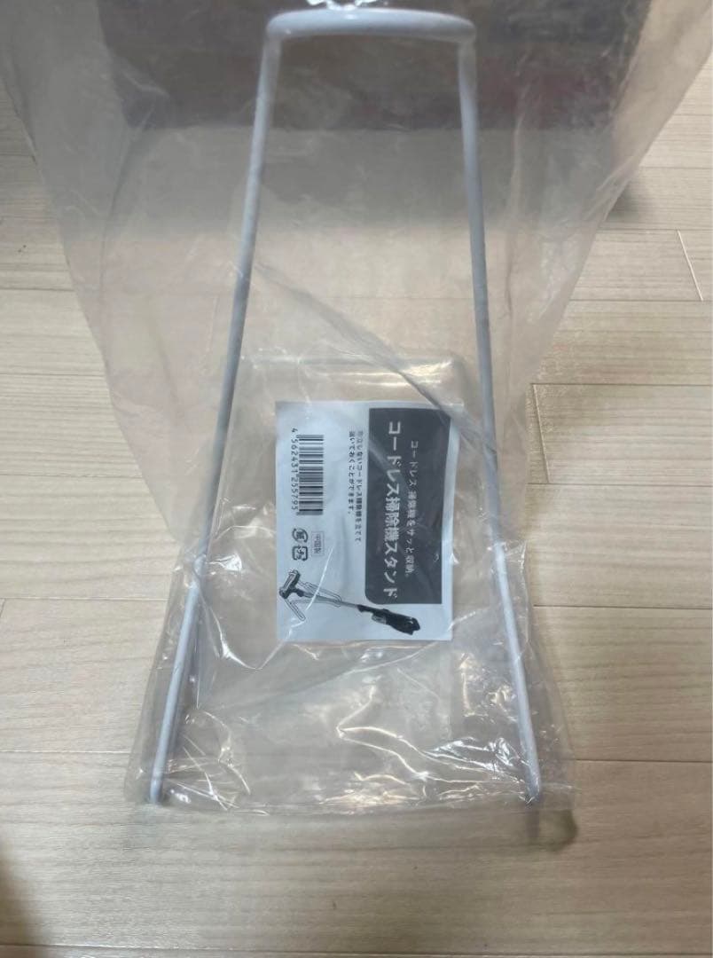 新品　マキタ コードレス掃除機　CL100DZ  本体のみ