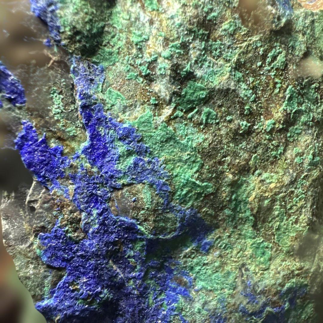 【大型】アズライト原石 約2kg 台座付き