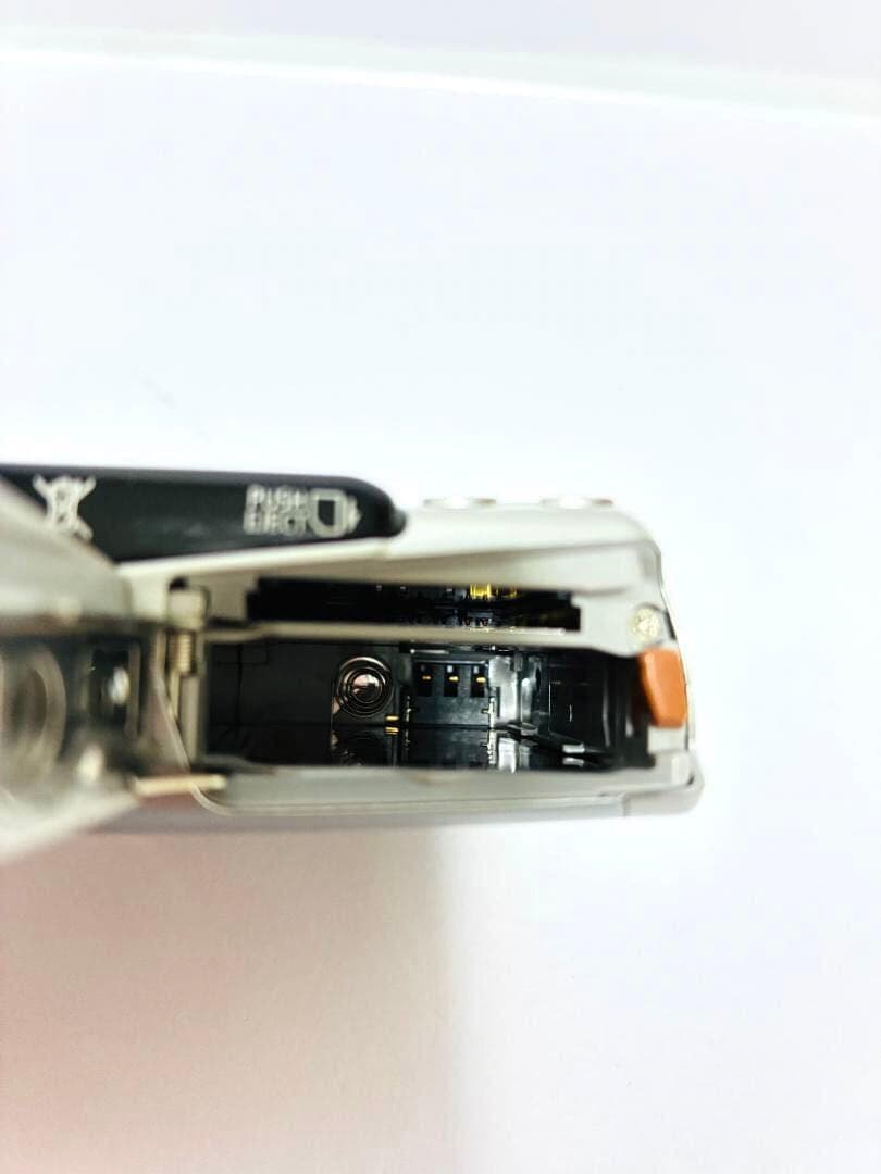 【ほぼ新品・返品保証】キヤノン　Canon IXY DIGITAL 800 IS