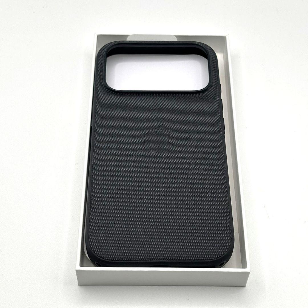 純正品　iPhone 17 Pro TechWoven Case ブラック