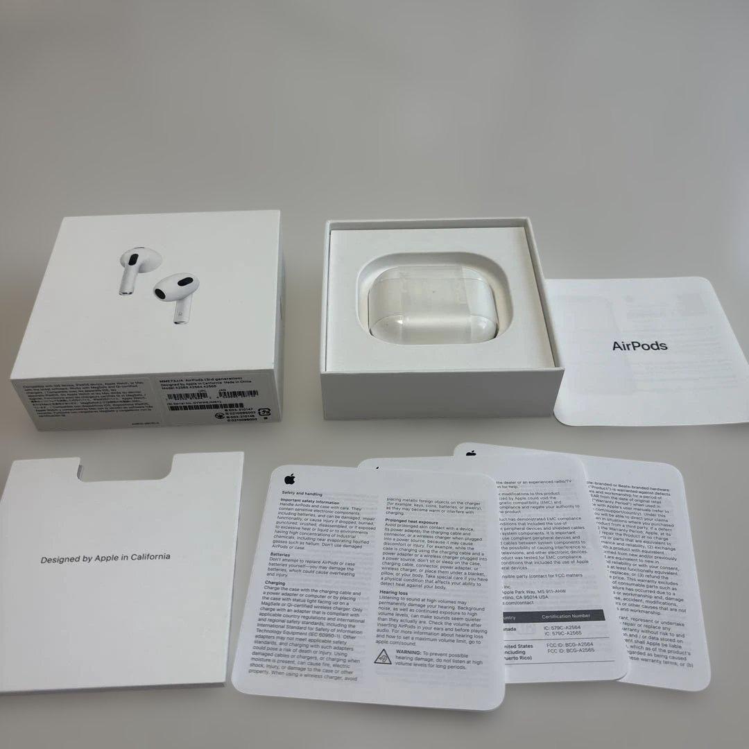 AirPods (第3世代) 本体 ホワイト 充電ケース付き本体