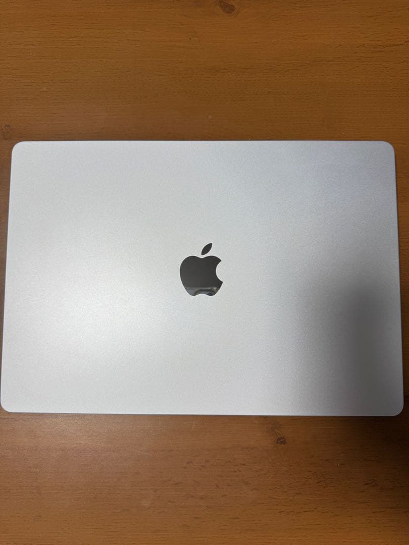 美品MacBookAir 15インチ M4 16GBメモリ 256GBストレージ