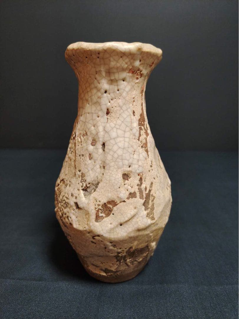 楽山焼　蟹花瓶　楽山印　蟹細工　伝統工芸　彫刻　天神蟹　飾壺　陶芸　置物　時代物