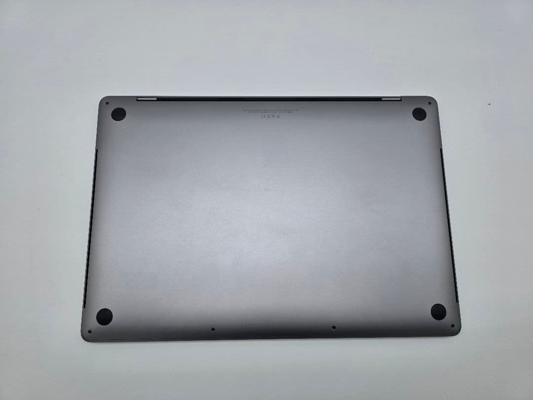 MacBook Pro core i9 RAM16 1TB 2019年