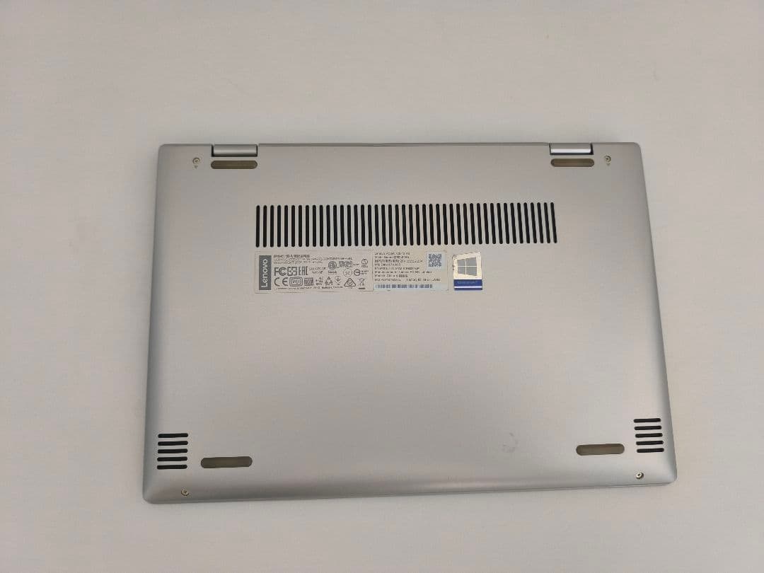 Windowsノート本体 Lenovo YOGA 720 12.5\"FHD 2in1