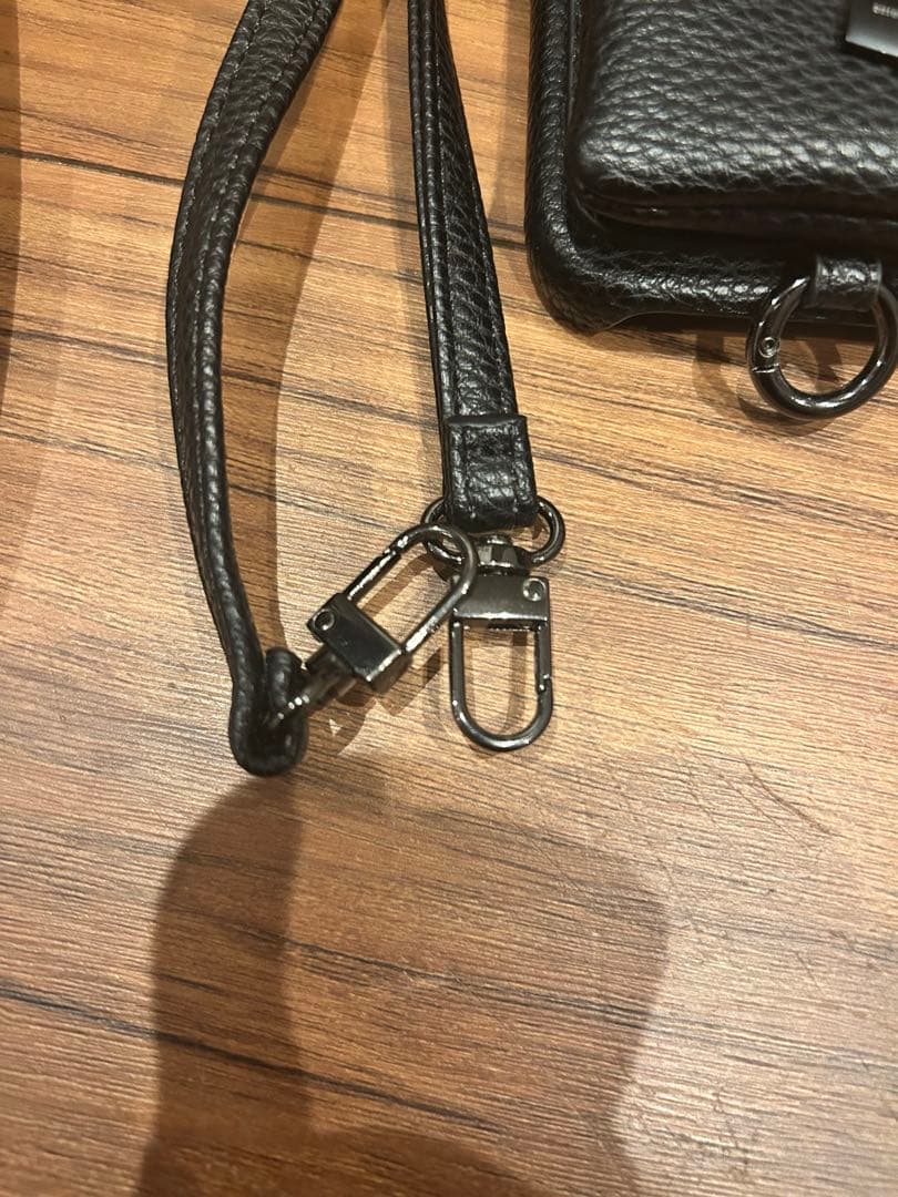  FLASH ajewエジューひも付き iPhone15 BLACK