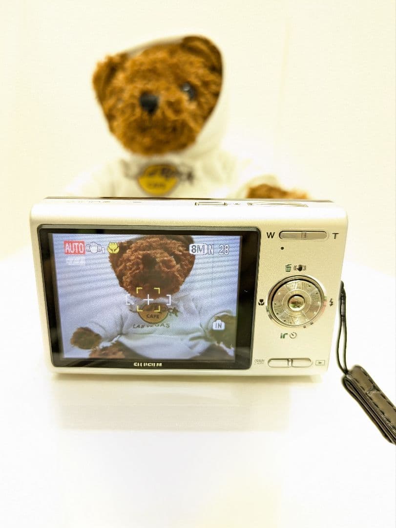 Fujifilm FinePix Z100 コンパクトデジタルカメラ
