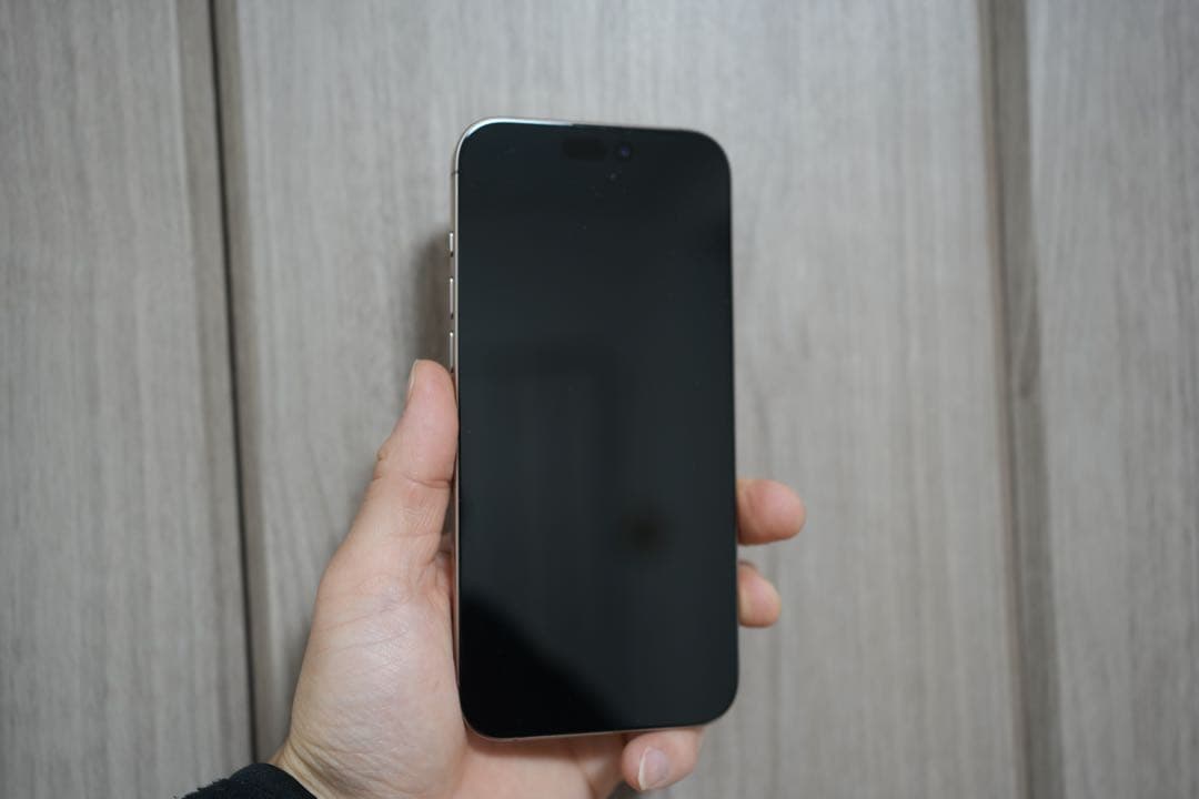 【超美品】 iPhone 16 Pro Max 256GB デザートチタニウム