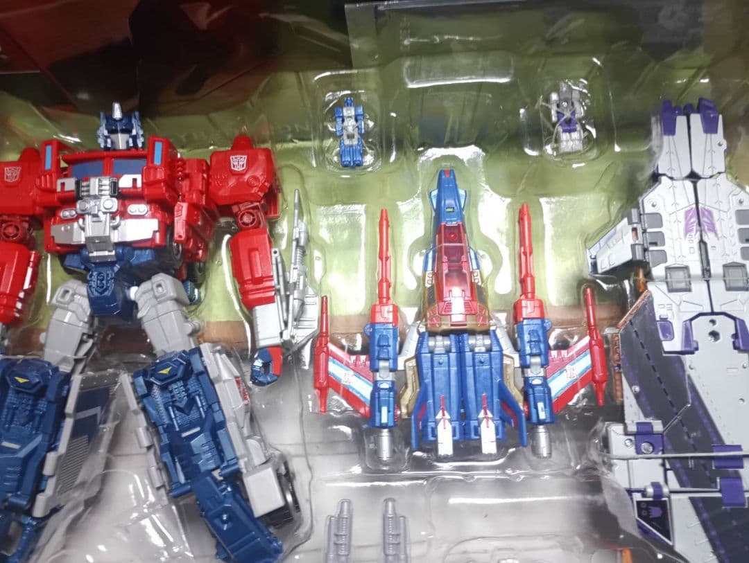 超激レア!開封品 ハズブロ タイタンズリターントランスフォーマーセット